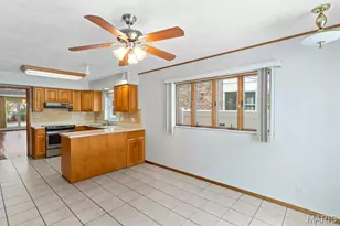 6541 Lindenwood Pl, Saint Louis, MO 63109 - Photo 15
