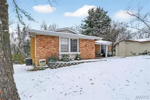 677 Turfwood Dr, Ballwin, MO 63021 - Photo 5