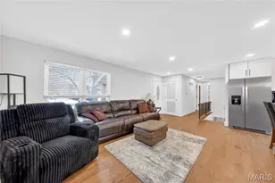 677 Turfwood Dr, Ballwin, MO 63021 - Photo 9