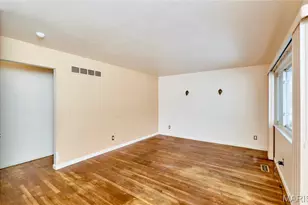 9736 Tullamoor Dr, Saint Louis, MO 63136 - Photo 3