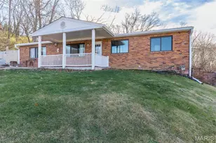 10 Glen Oaks Dr, Fenton, MO 63026 - Photo 29