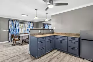 10 Glen Oaks Dr, Fenton, MO 63026 - Photo 13