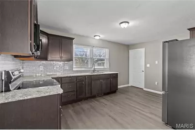 130 E Oak Street, Saint Clair, MO 63077 - Photo 3