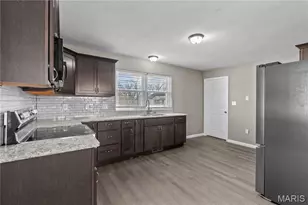 130 E Oak St, Saint Clair, MO 63077 - Photo 3