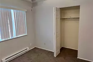 7601 Hazelcrest Dr, Hazelwood, MO 63042 - Photo 11