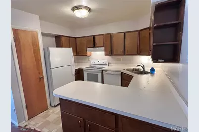 7601 Hazelcrest Drive #E, Hazelwood, MO 63042 - Photo 7