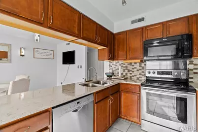 1943 Greenpoint Drive #302, Saint Louis, MO 63122 - Photo 19