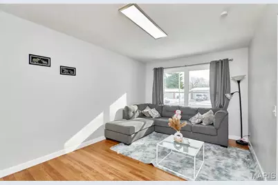 1350 Sandy Drive, Florissant, MO 63031 - Photo 9