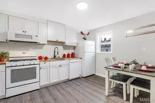 2420 E Milton Ave, Overland, MO 63114 - Photo 7