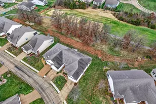 2140 Hawks Landing Dr, Lake Saint Louis, MO 63367 - Photo 43