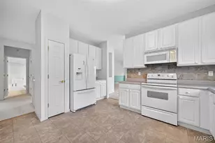 2140 Hawks Landing Dr, Lake Saint Louis, MO 63367 - Photo 11