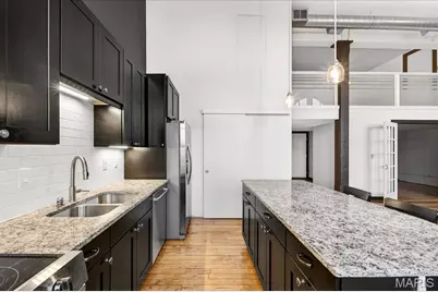 4242 Laclede Avenue #203, Saint Louis, MO 63108 - Photo 11