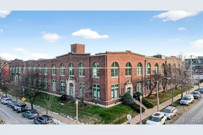 4242 Laclede Avenue #203, Saint Louis, MO 63108 - Photo 1