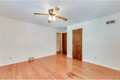5875 Robert Avenue, Saint Louis, MO 63109 - Photo 41