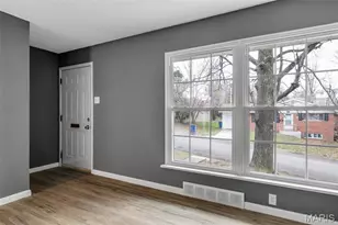 4116 Ammann Ln, Saint Louis, MO 63121 - Photo 5