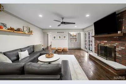 12122 Royal Valley Drive, Creve Coeur, MO 63141 - Photo 15