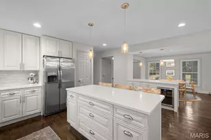 12122 Royal Valley Dr, Creve Coeur, MO 63141 - Photo 13