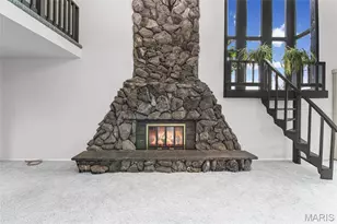 2796 Brandenberg Ln, Saint Louis, MO 63129 - Photo 9