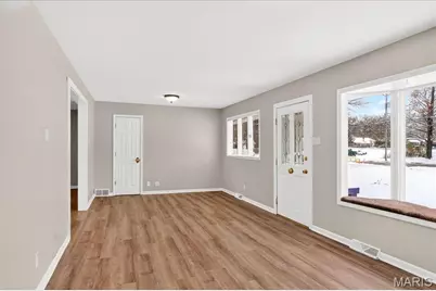 215 Hutchinson Road, Ellisville, MO 63011 - Photo 7