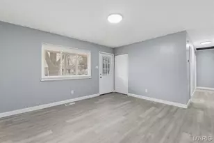 4815 Orange Blossom Ln, Hazelwood, MO 63042 - Photo 5