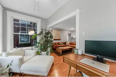 4928 Buckingham Court #2W, Saint Louis, MO 63108 - Photo 7