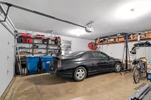 3423 Hilltop Dr, Saint Charles, MO 63301 - Photo 33