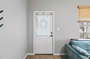 1337 Graham St, Saint Louis, MO 63139 - Photo 3