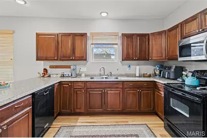 1337 Graham Street, Saint Louis, MO 63139 - Photo 9