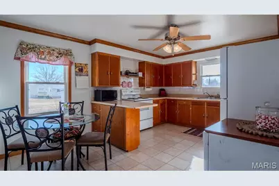 608 Kiefer Street, Saint Genevieve, MO 63670 - Photo 5