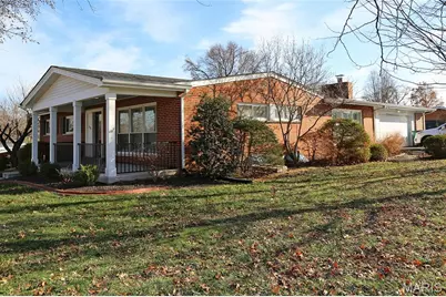 500 Beaucaire Drive, Warson Woods, MO 63122 - Photo 29