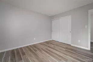 11920 Autumn Lakes Dr, Maryland Heights, MO 63043 - Photo 11