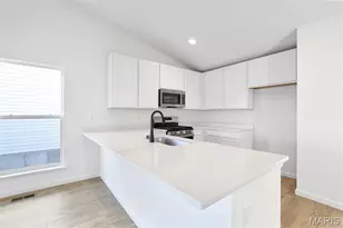 1064 Vardon Mdws Dr, Union, MO 63084 - Photo 5