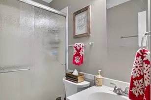 2242 Bolton St, Saint Charles, MO 63301 - Photo 9