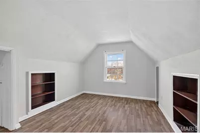 6713 Kenwood Drive, Normandy, MO 63121 - Photo 19