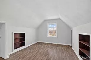 6713 Kenwood Dr, Normandy, MO 63121 - Photo 19