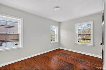 6713 Kenwood Drive, Normandy, MO 63121 - Photo 17