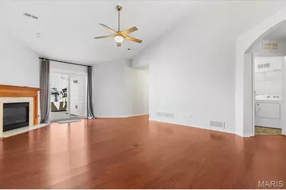 12 Quiet Meadow Court, Saint Peters, MO 63376 - Photo 5