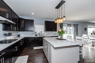 202 Burrograss Dr, Wentzville, MO 63385 - Photo 9