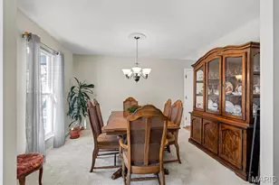 902 Rustic Manor Cir, Ballwin, MO 63011 - Photo 5