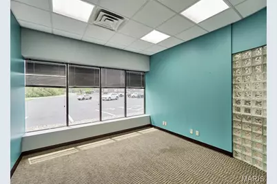 [Address not provided], Saint Charles, MO 63301 - Photo 7