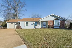 4 Parkrose Ct, Ballwin, MO 63011 - Photo 1