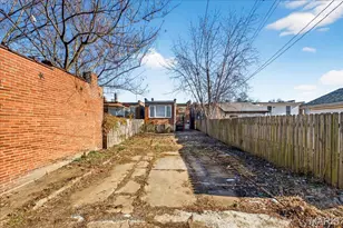 3729 S Spring Ave, Saint Louis, MO 63116 - Photo 31