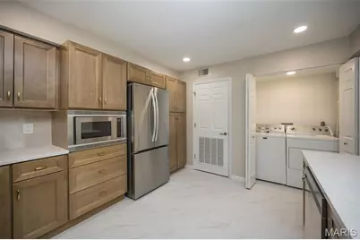 1010 Thoreau Court #211, Creve Coeur, MO 63146 - Photo 13