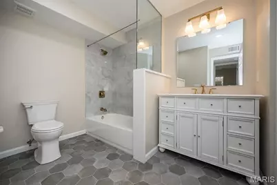 1010 Thoreau Court #211, Creve Coeur, MO 63146 - Photo 21