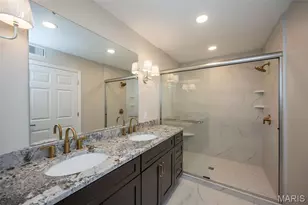 1010 Thoreau Ct, Creve Coeur, MO 63146 - Photo 19