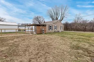 1483 Veterans Dr, De Soto, MO 63020 - Photo 31