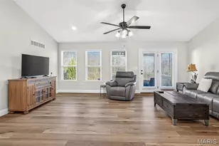 422 Harry Truman Ct, Festus, MO 63028 - Photo 17