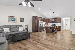 422 Harry Truman Ct, Festus, MO 63028 - Photo 13