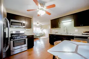 116 Constance Ct, Saint Ann, MO 63074 - Photo 5