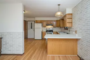 904 Palm Dr, Saint Charles, MO 63301 - Photo 11